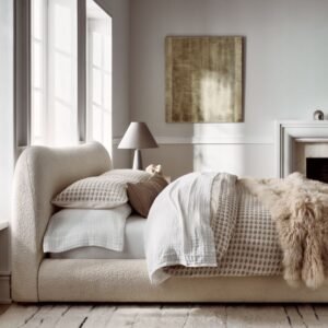 Bouclé Beds